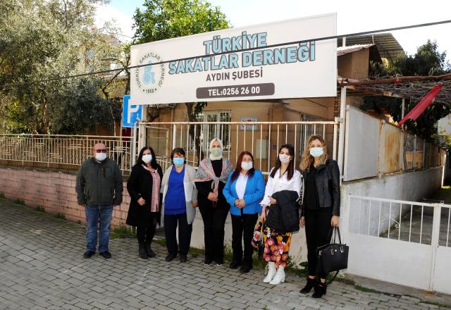 Engelli Dostu ADÜ' projesi için engelli dernekleri ziyaret edildi Engelli Dostu ADÜ' projesi için engelli dernekleri ziyaret edildi